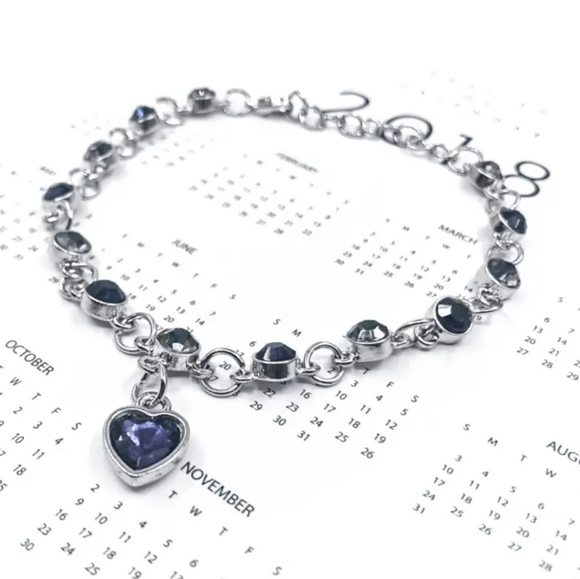 Romantic Heart of The Ocean Crystal Bracelet. NWT - Picture 2 of 4